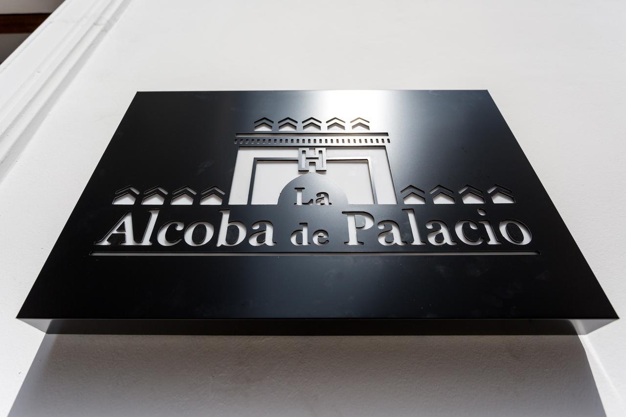 La Puerta de Palacio - Adults Only Sevilla Exterior foto